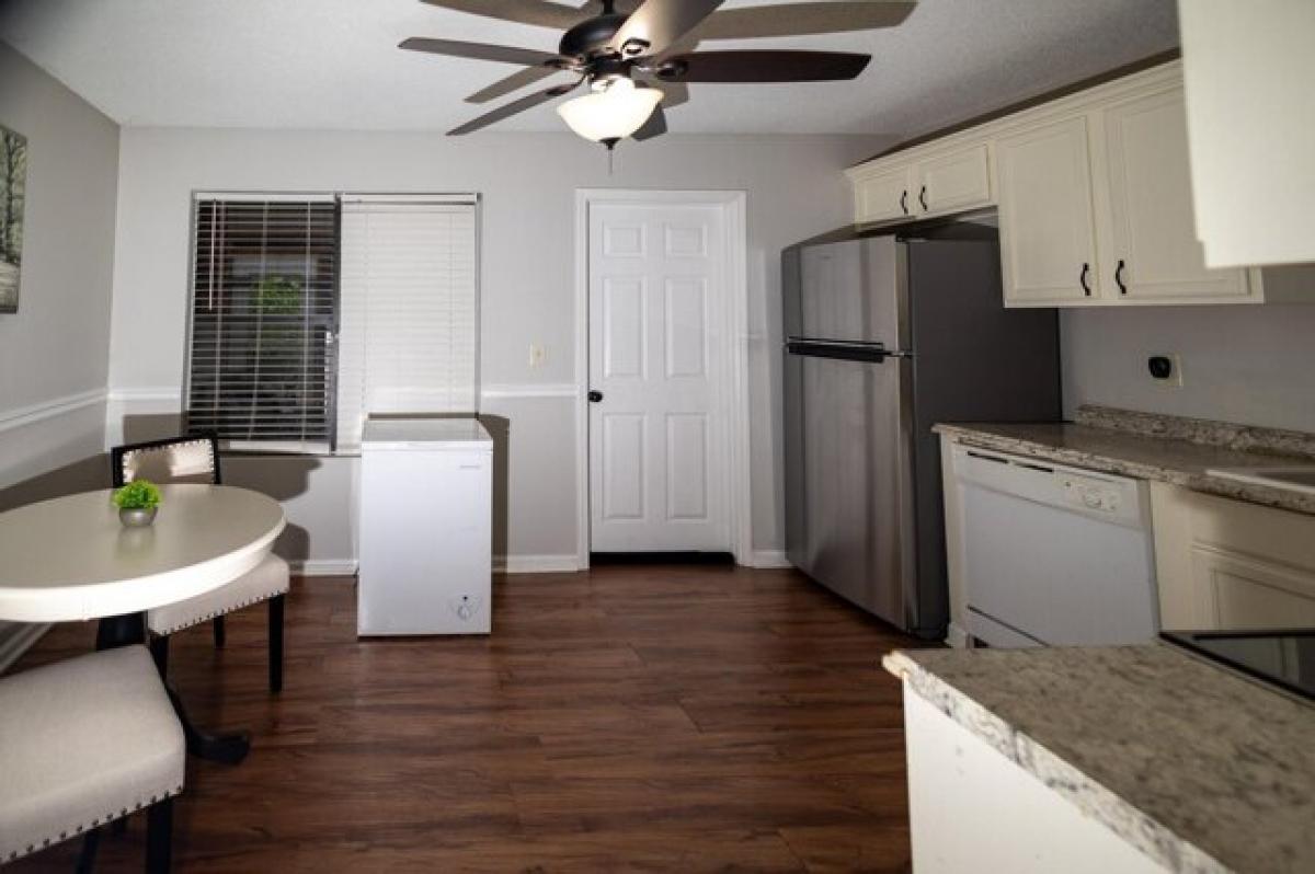 Picture of Home For Sale in North Charleston, South Carolina, United States