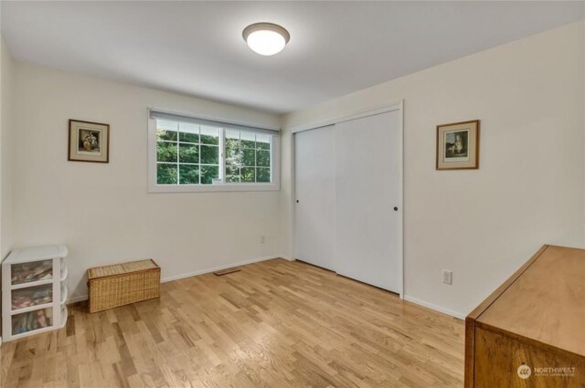 Picture of Home For Sale in Kent, Washington, United States