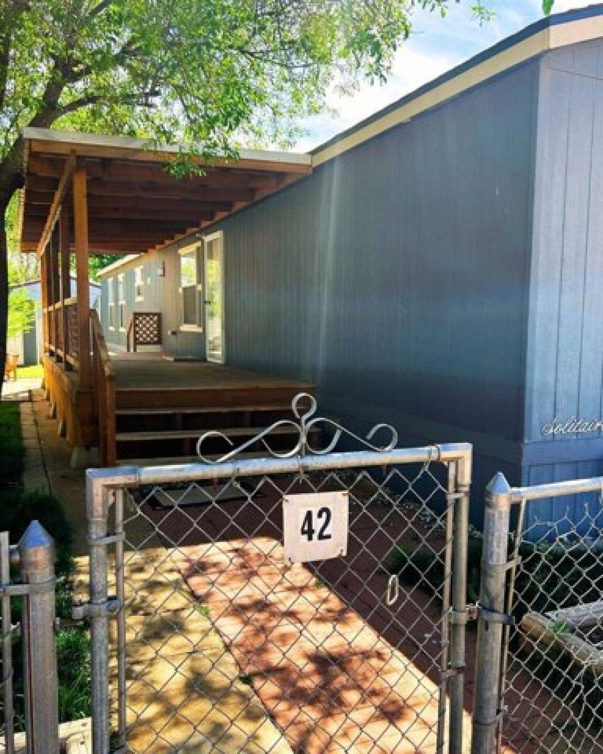 Picture of Home For Sale in Lubbock, Texas, United States