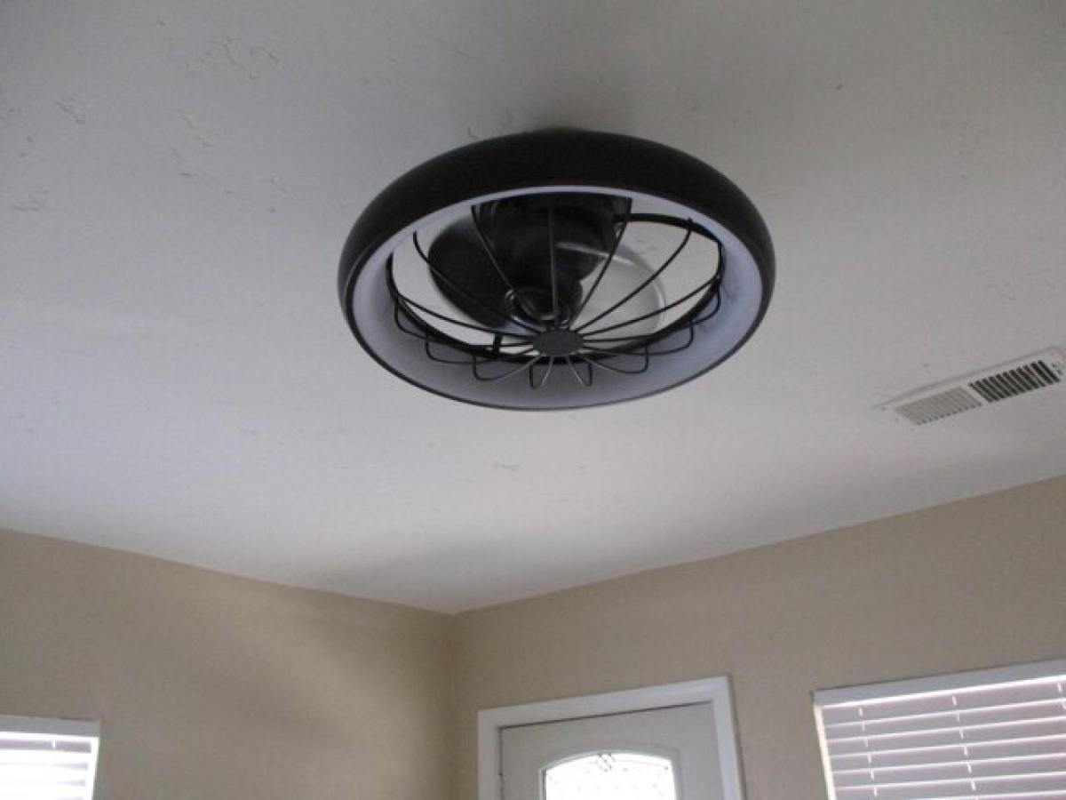 Picture of Home For Sale in Albuquerque, New Mexico, United States