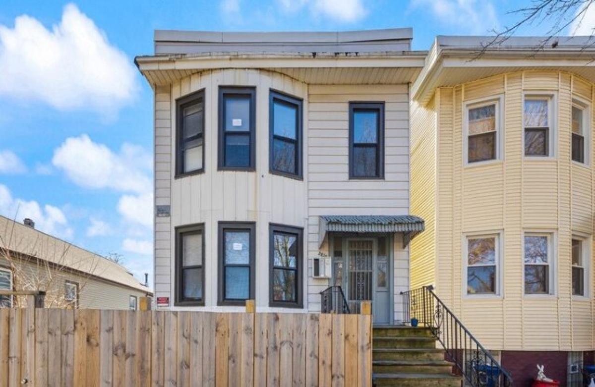 Picture of Home For Rent in Chicago, Illinois, United States