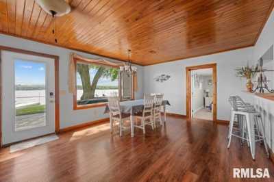 Home For Sale in Le Claire, Iowa