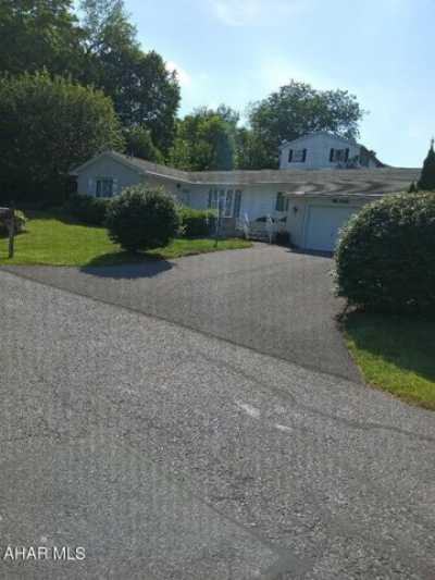 Home For Sale in Altoona, Pennsylvania