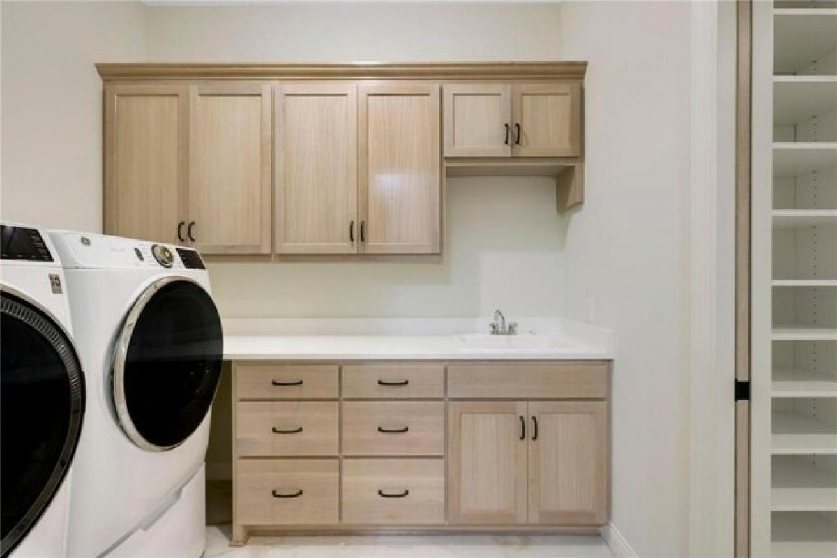 Picture of Home For Sale in Apple Valley, Minnesota, United States