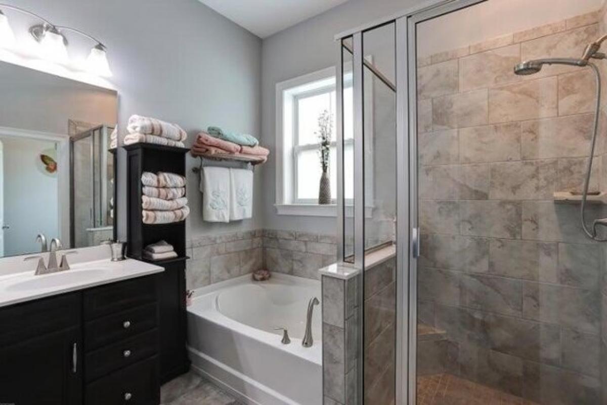 Picture of Home For Sale in Mount Pleasant, South Carolina, United States