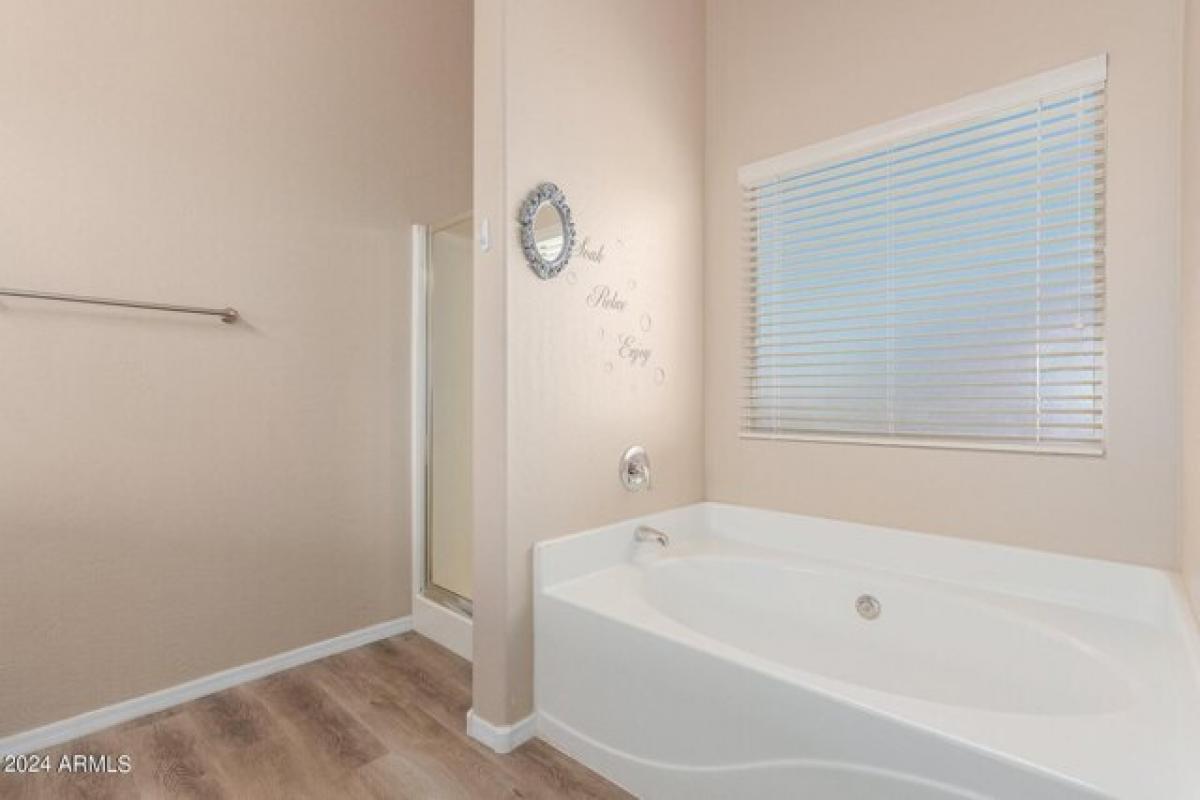 Picture of Home For Sale in Maricopa, Arizona, United States