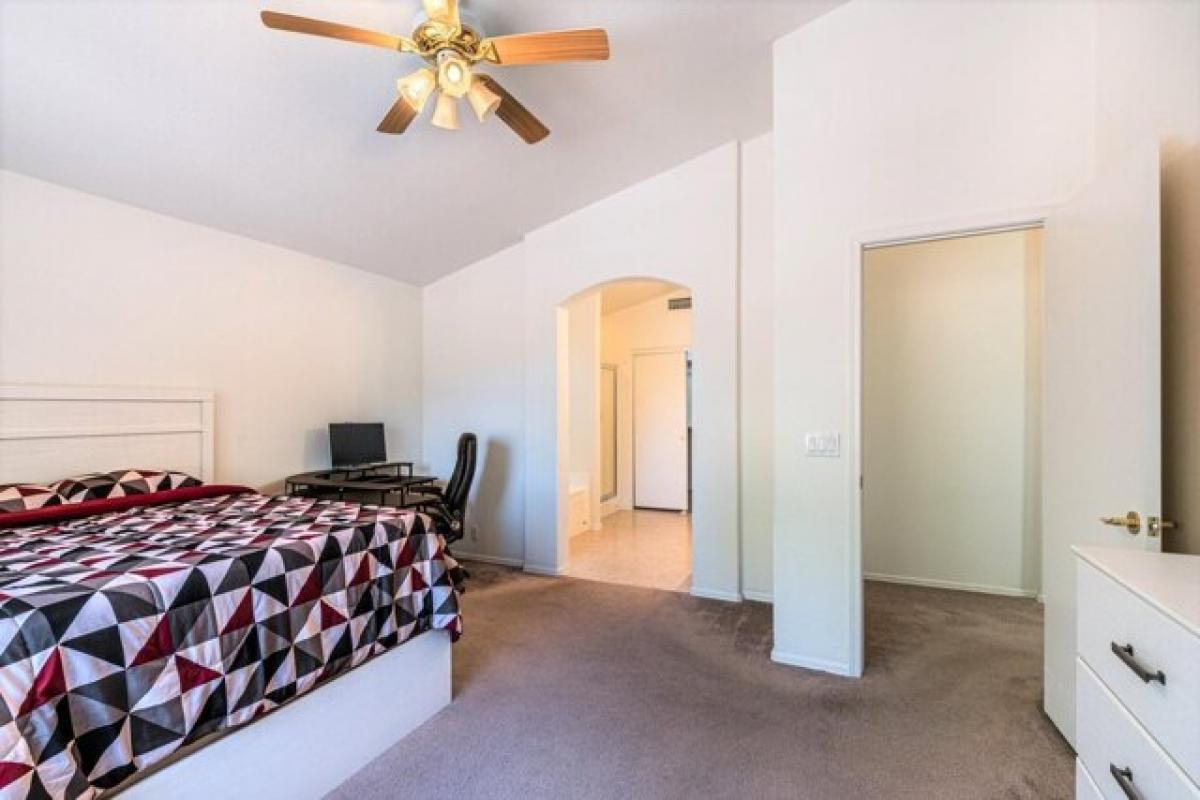 Picture of Home For Sale in Mesa, Arizona, United States