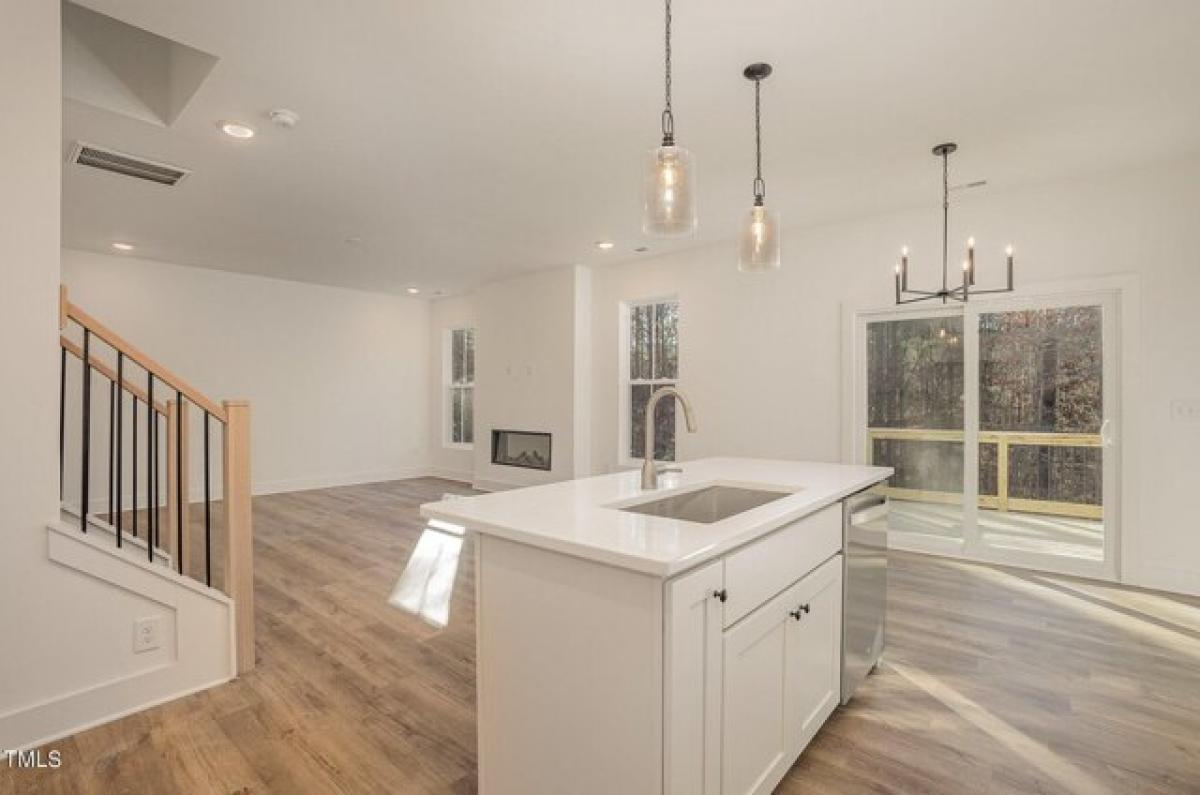 Picture of Home For Sale in Durham, North Carolina, United States