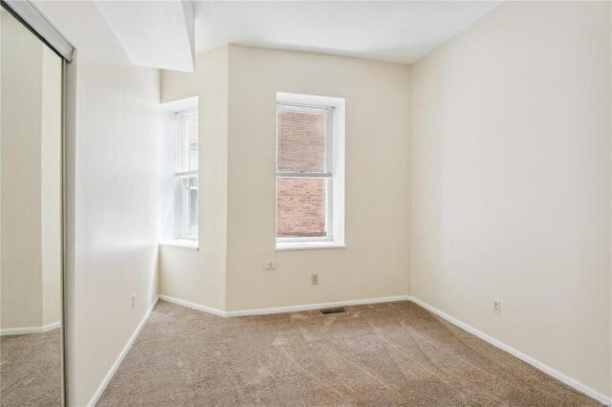 Picture of Home For Sale in Saint Louis, Missouri, United States