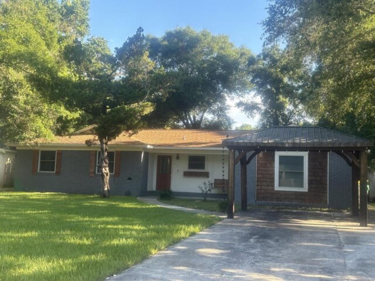 Picture of Home For Sale in Niceville, Florida, United States