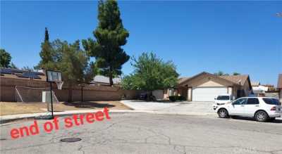 Home For Sale in Palmdale, California