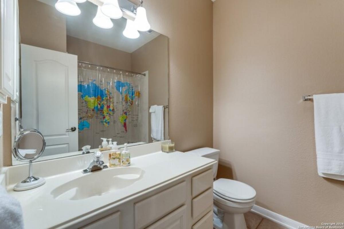 Picture of Home For Sale in Spring Branch, Texas, United States