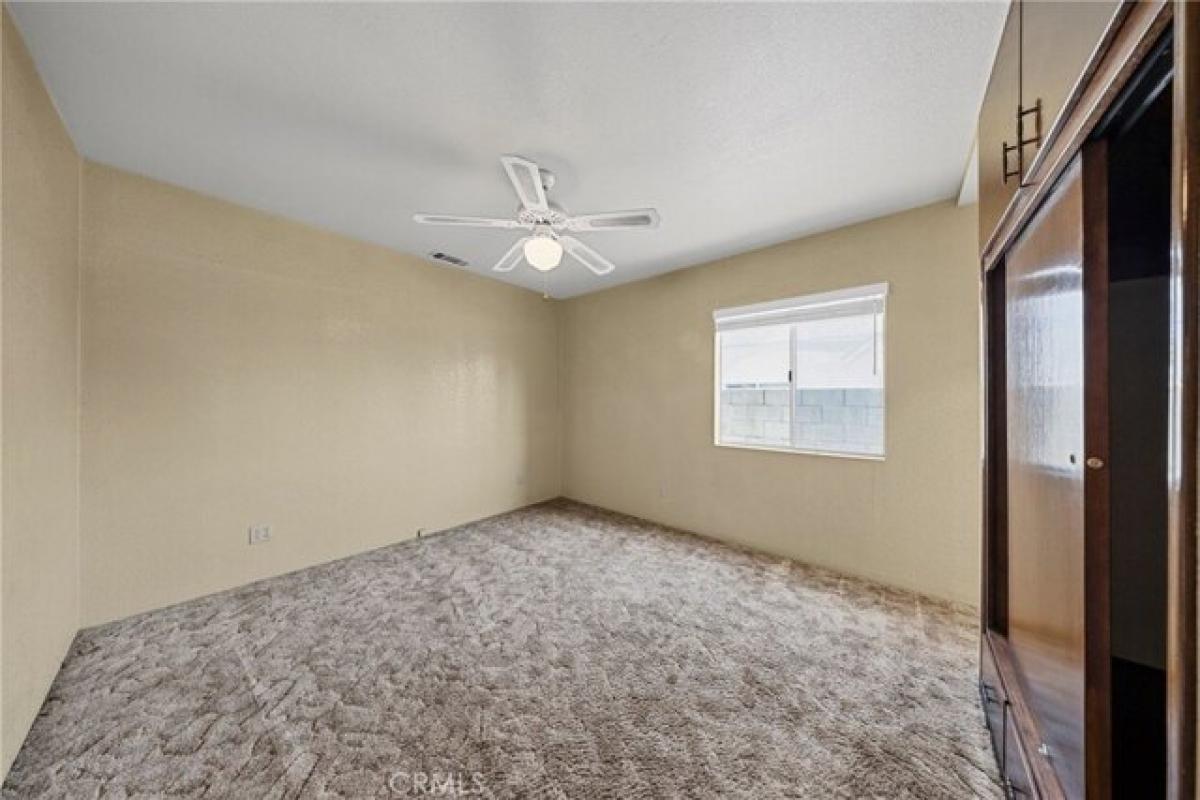 Picture of Home For Sale in San Bernardino, California, United States