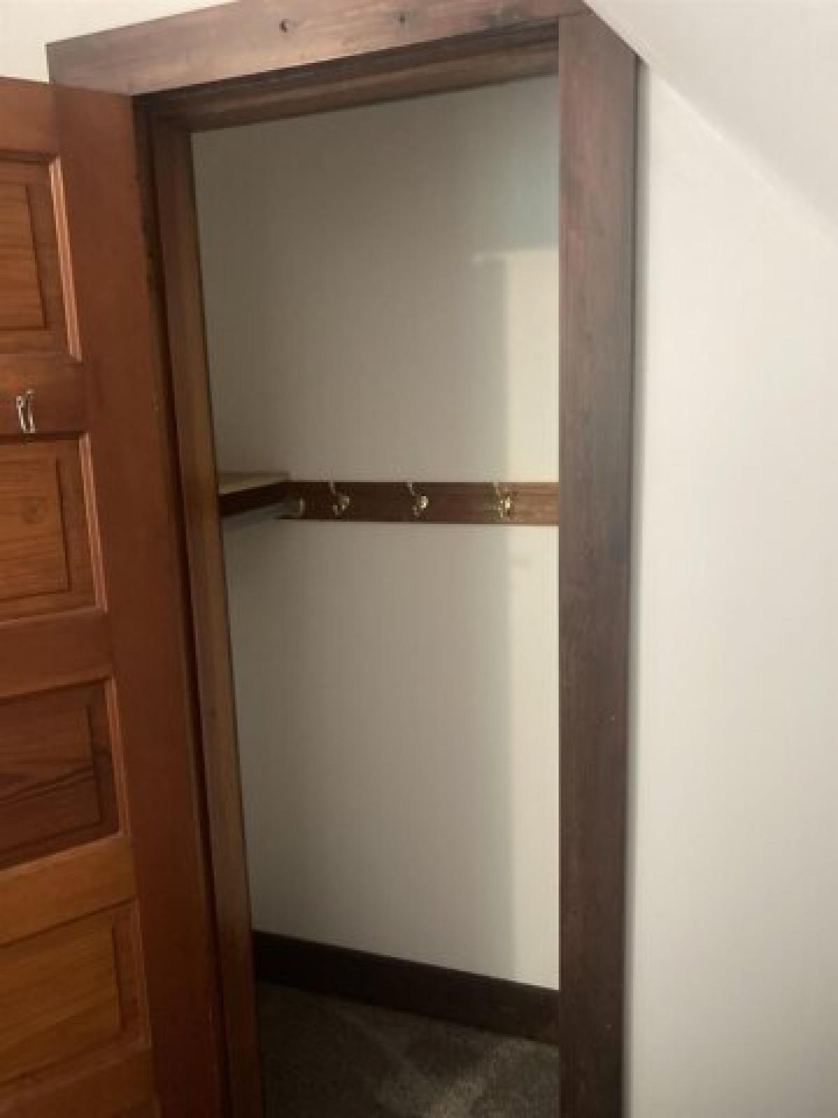 Picture of Home For Sale in Sheboygan, Wisconsin, United States