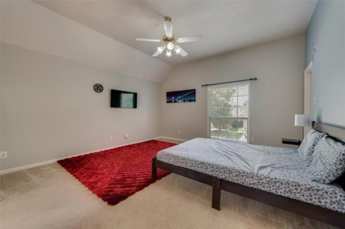 Picture of Home For Sale in Irving, Texas, United States