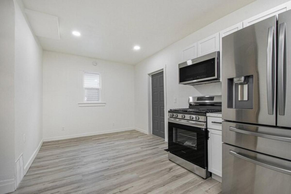 Picture of Home For Sale in Grand Rapids, Michigan, United States