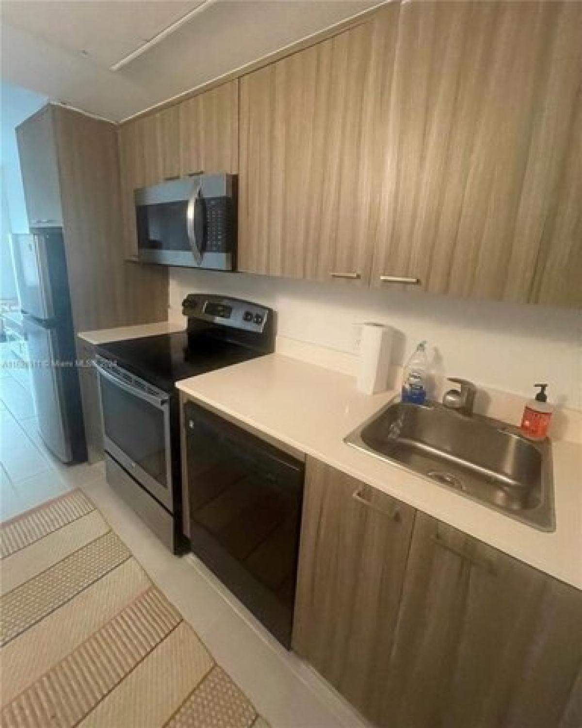 Picture of Home For Sale in Miami Beach, Florida, United States