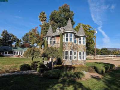 Home For Sale in Danville, California