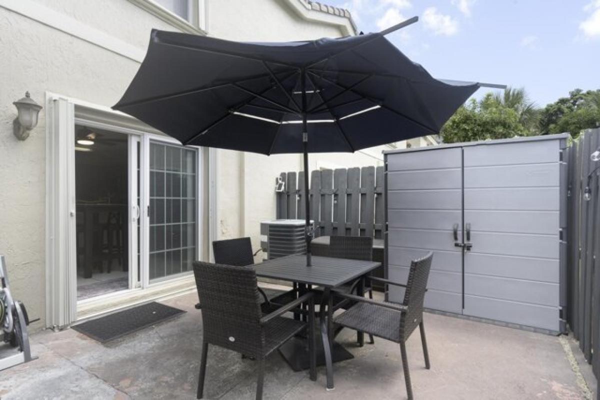 Picture of Home For Sale in West Palm Beach, Florida, United States