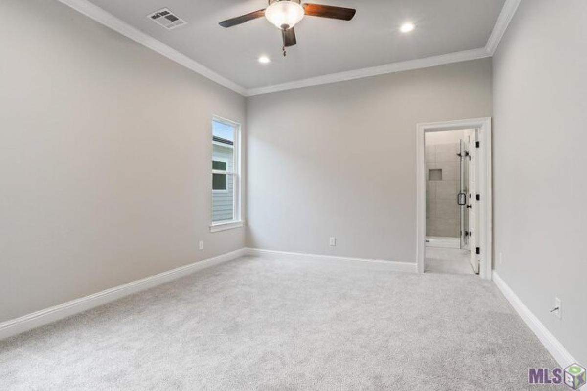 Picture of Home For Sale in Baton Rouge, Louisiana, United States