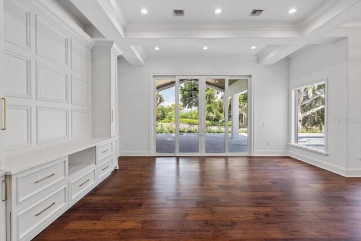 Picture of Home For Sale in Windermere, Florida, United States