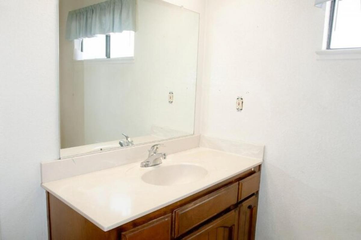 Picture of Home For Sale in Citrus Heights, California, United States