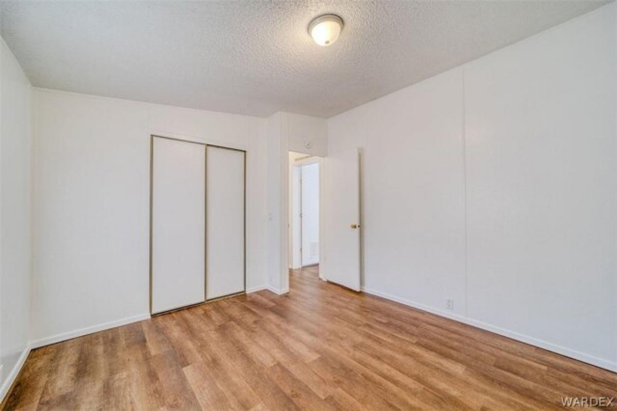 Picture of Home For Sale in Fort Mohave, Arizona, United States