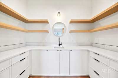 Home For Sale in Eagle, Idaho