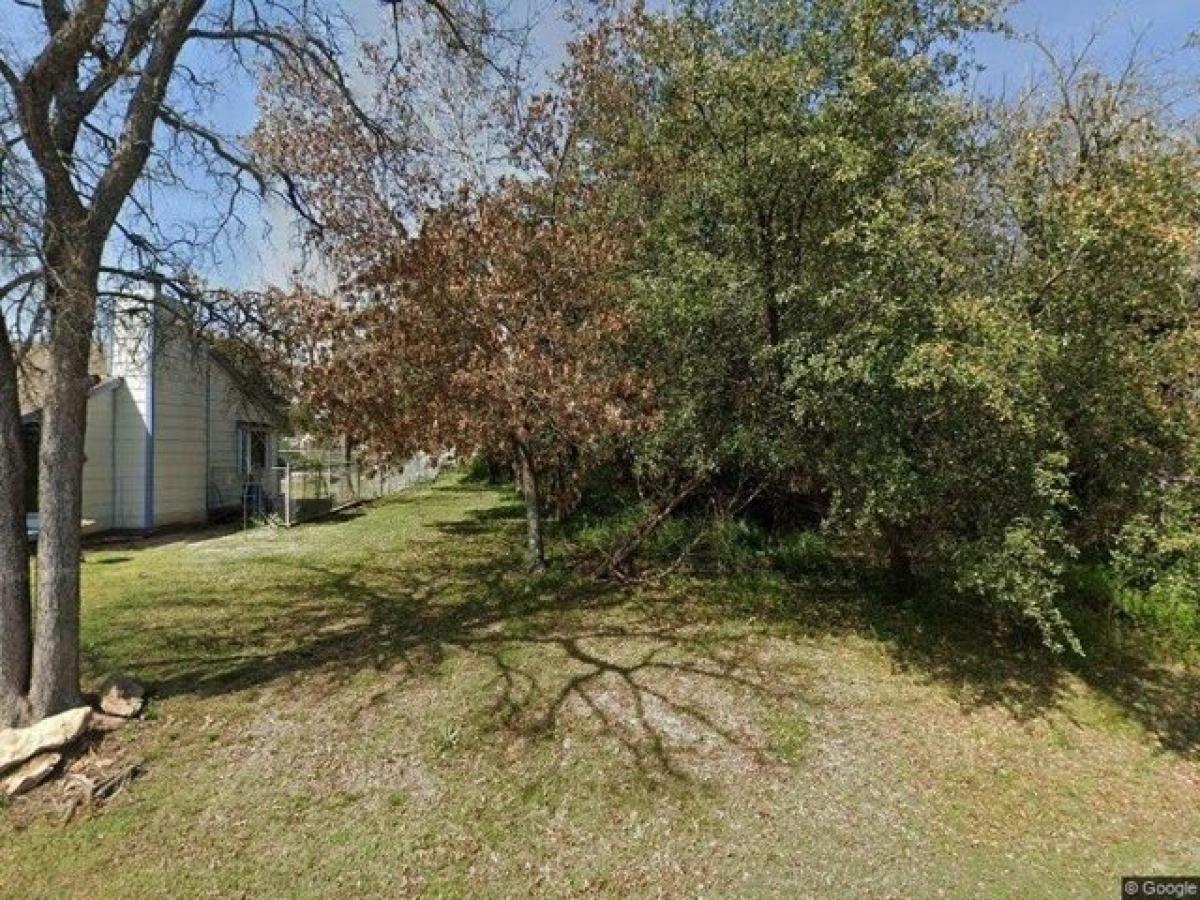 Picture of Residential Land For Sale in Granbury, Texas, United States