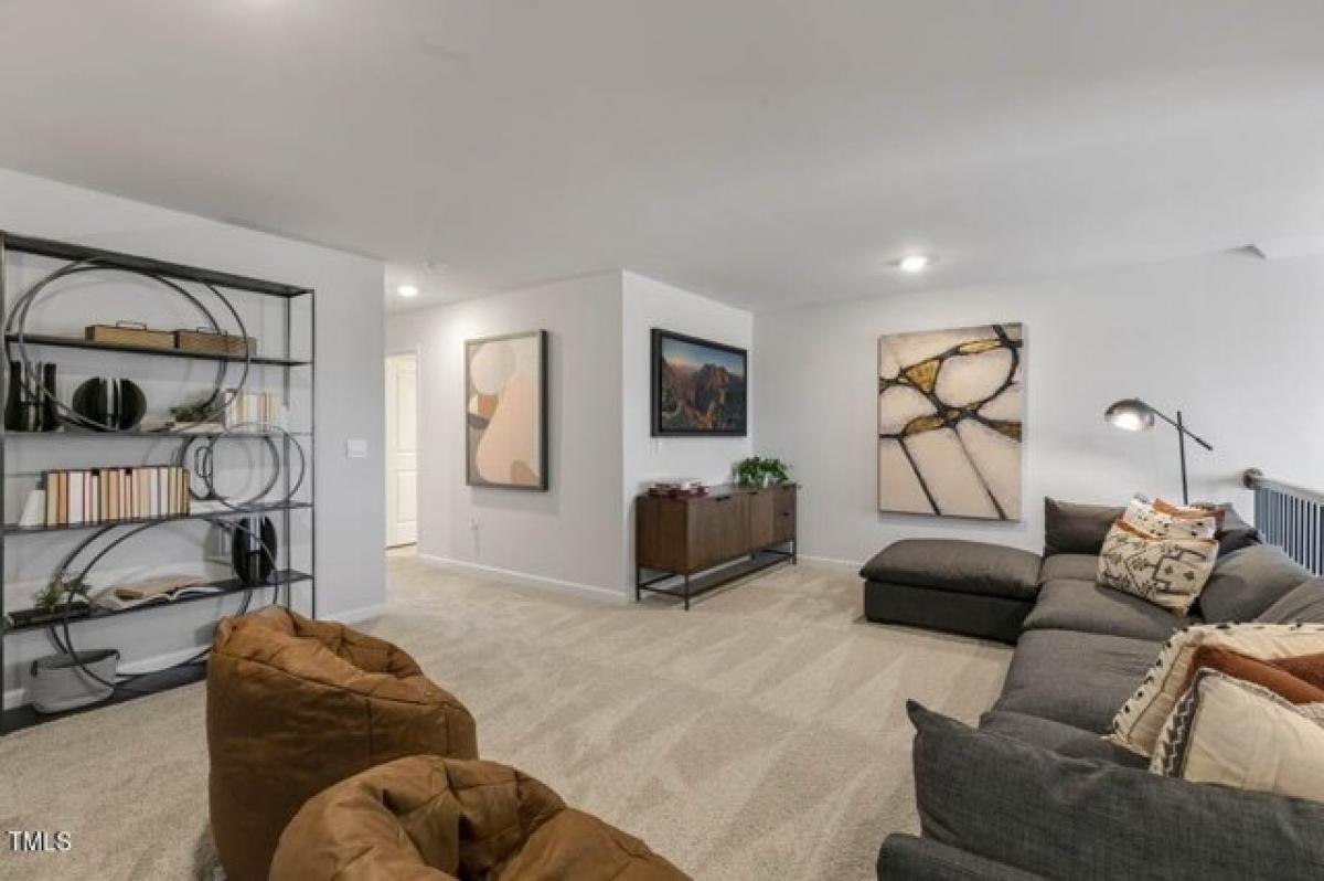 Picture of Home For Sale in Fuquay Varina, North Carolina, United States