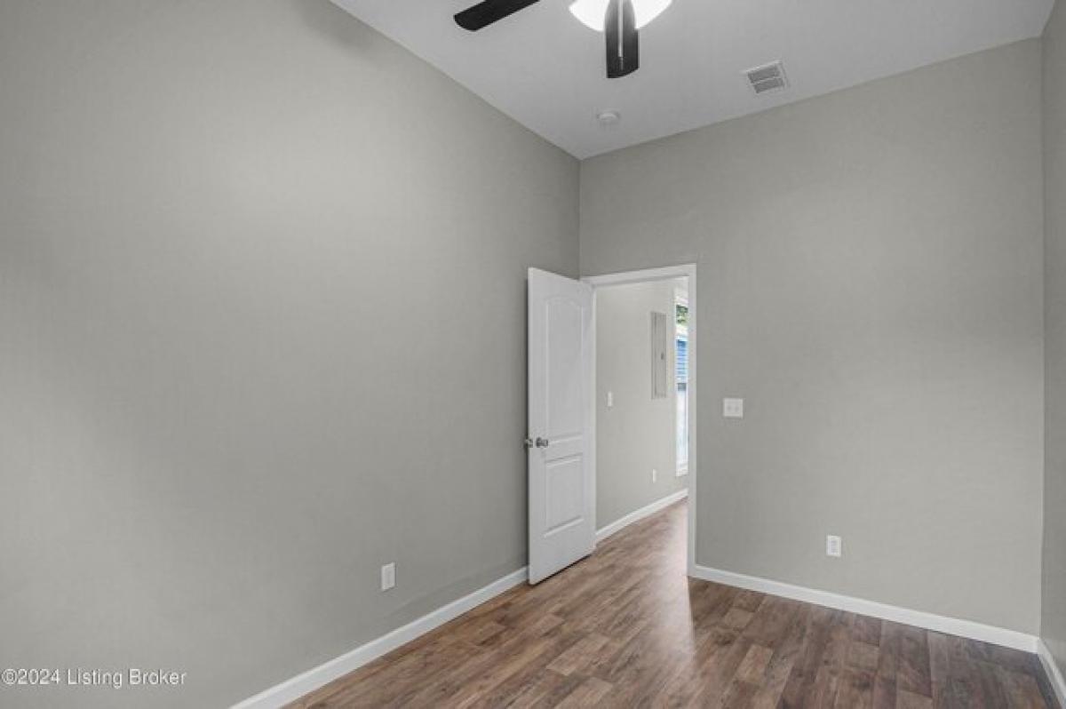 Picture of Home For Sale in Louisville, Kentucky, United States