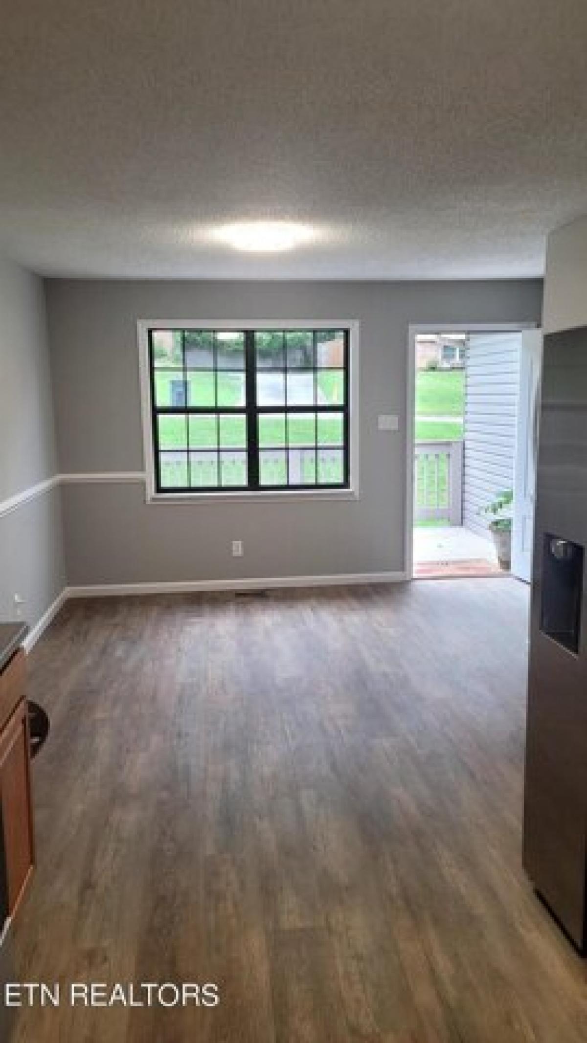 Picture of Home For Sale in Knoxville, Tennessee, United States