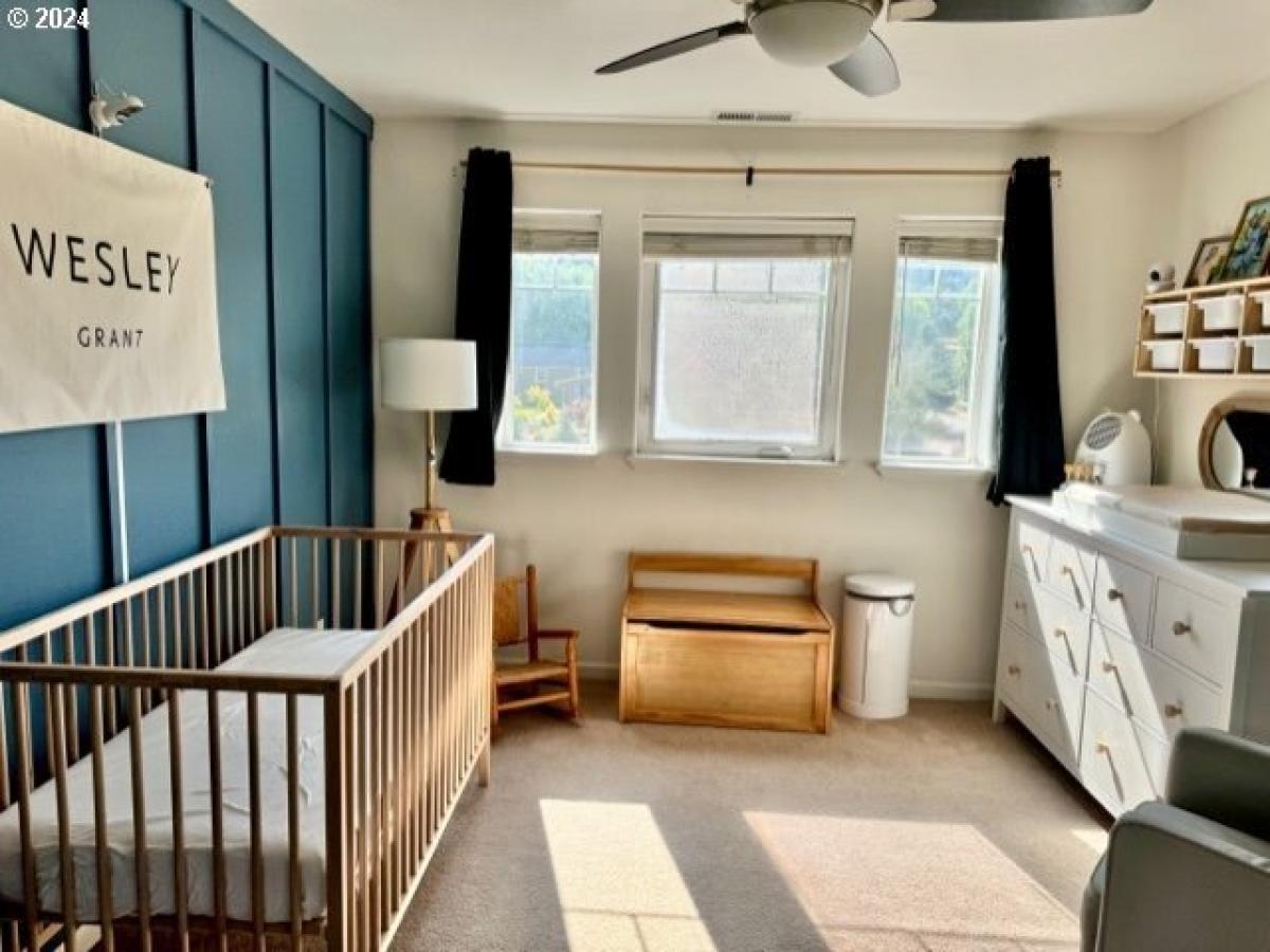 Picture of Home For Sale in Roseburg, Oregon, United States