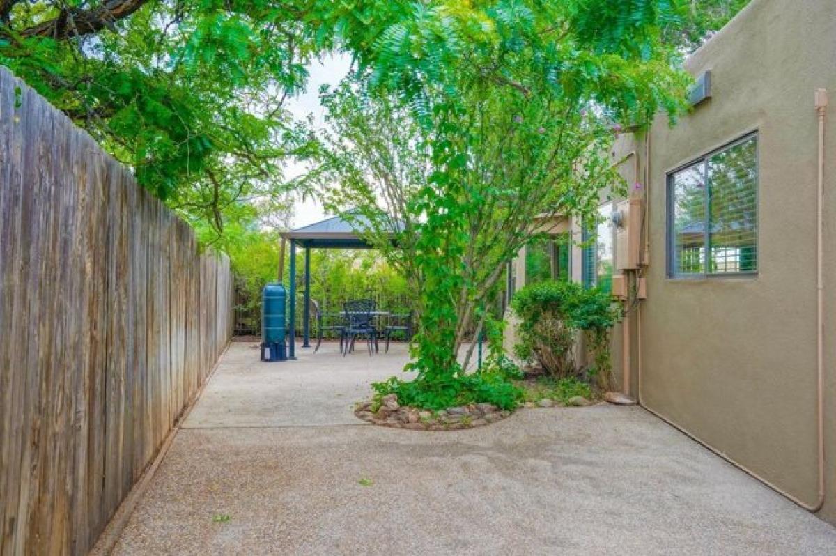 Picture of Home For Sale in Santa Fe, New Mexico, United States