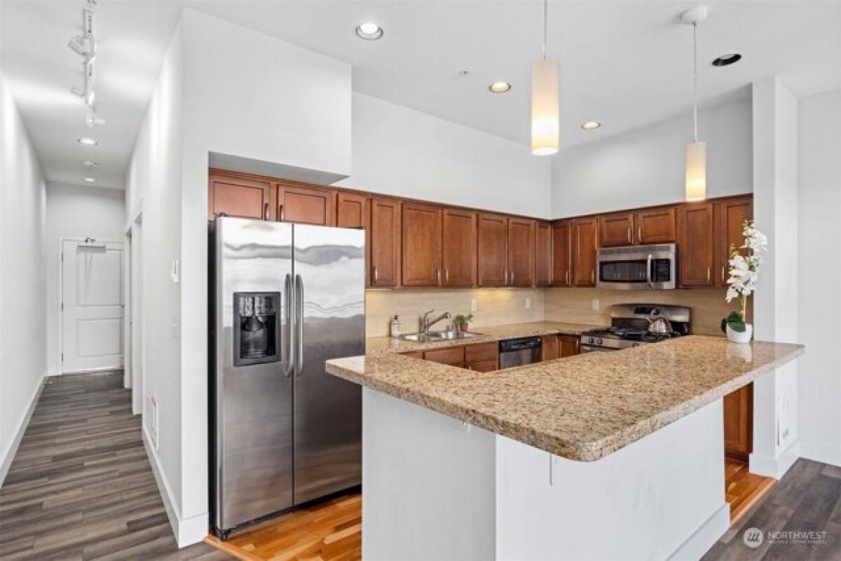 Picture of Home For Sale in Bellingham, Washington, United States