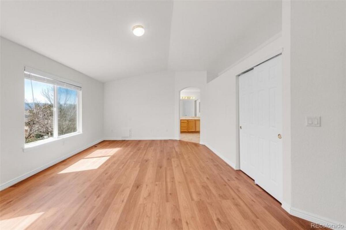 Picture of Home For Sale in Littleton, Colorado, United States