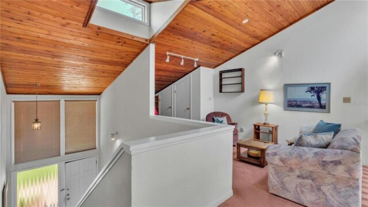 Picture of Home For Sale in Haines City, Florida, United States