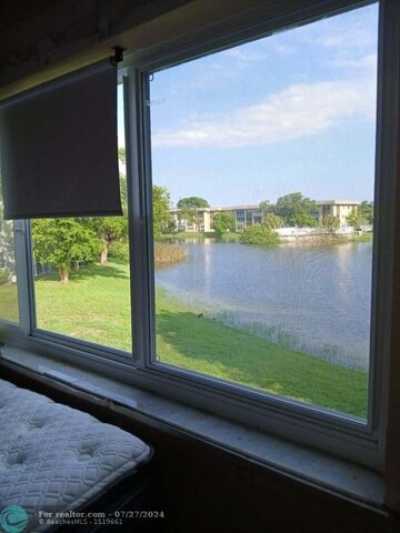 Home For Sale in Lauderhill, Florida