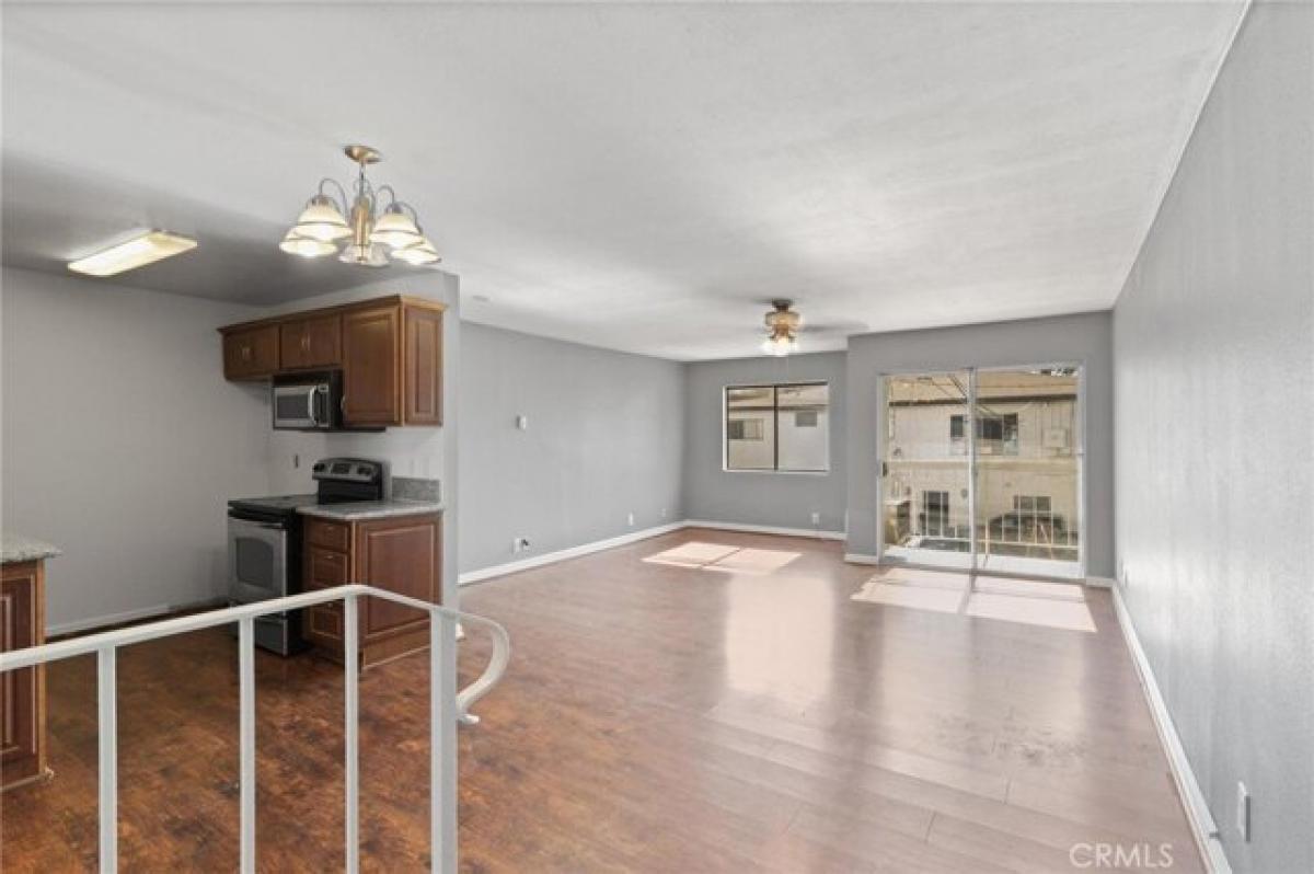 Picture of Home For Sale in Long Beach, California, United States