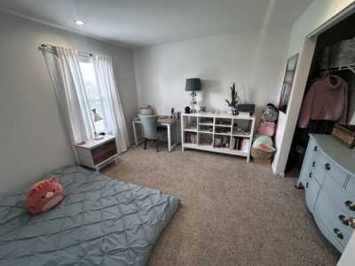 Home For Sale in Elgin, Illinois