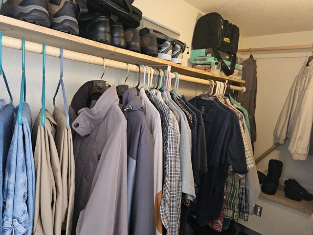 Picture of Home For Sale in Warsaw, Missouri, United States