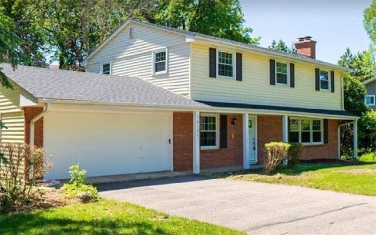 Picture of Home For Sale in Minnetonka, Minnesota, United States