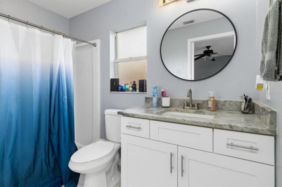 Picture of Home For Sale in North Port, Florida, United States