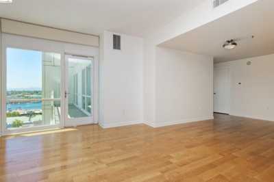 Home For Sale in Oakland, California