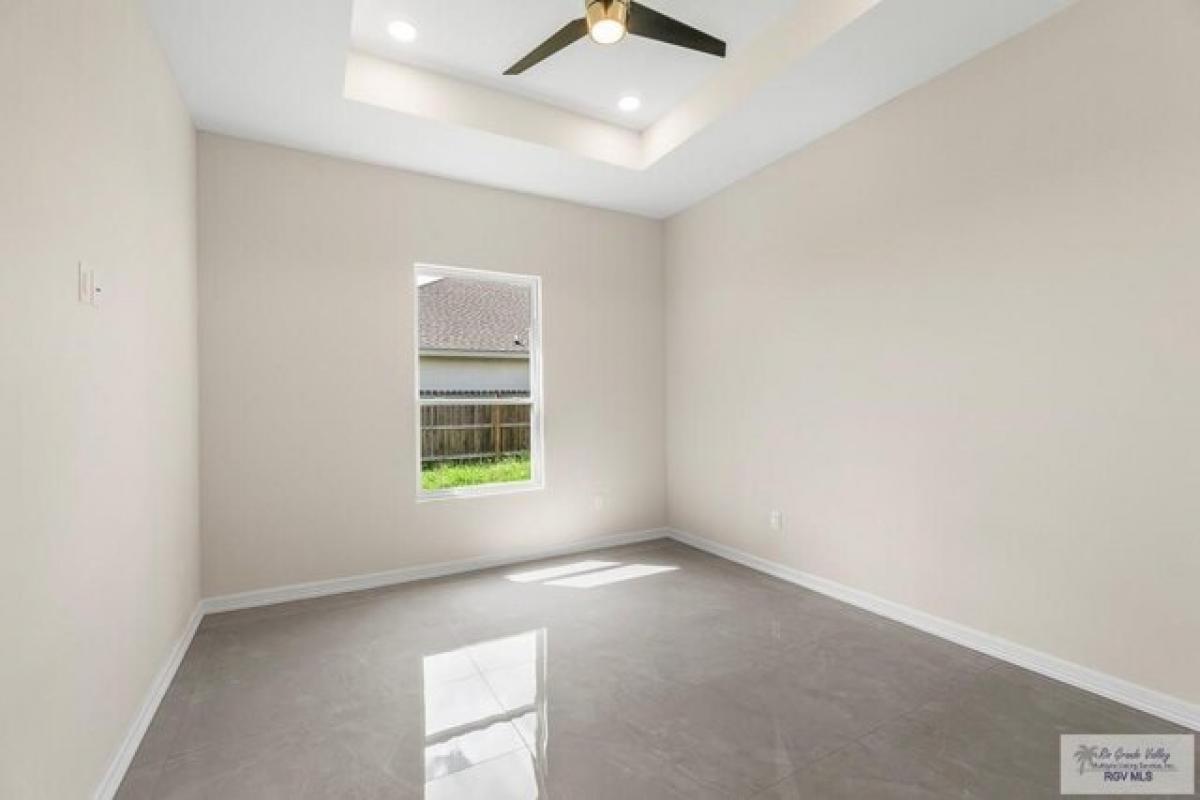 Picture of Home For Sale in Brownsville, Texas, United States