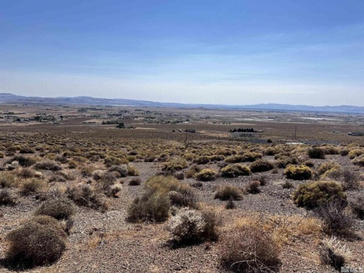 Picture of Residential Land For Sale in Silver Springs, Nevada, United States