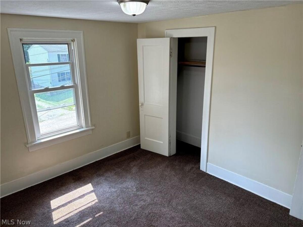 Picture of Home For Sale in Akron, Ohio, United States