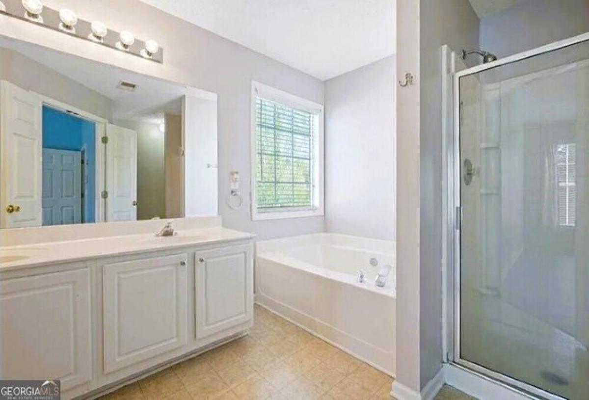 Picture of Home For Sale in Acworth, Georgia, United States