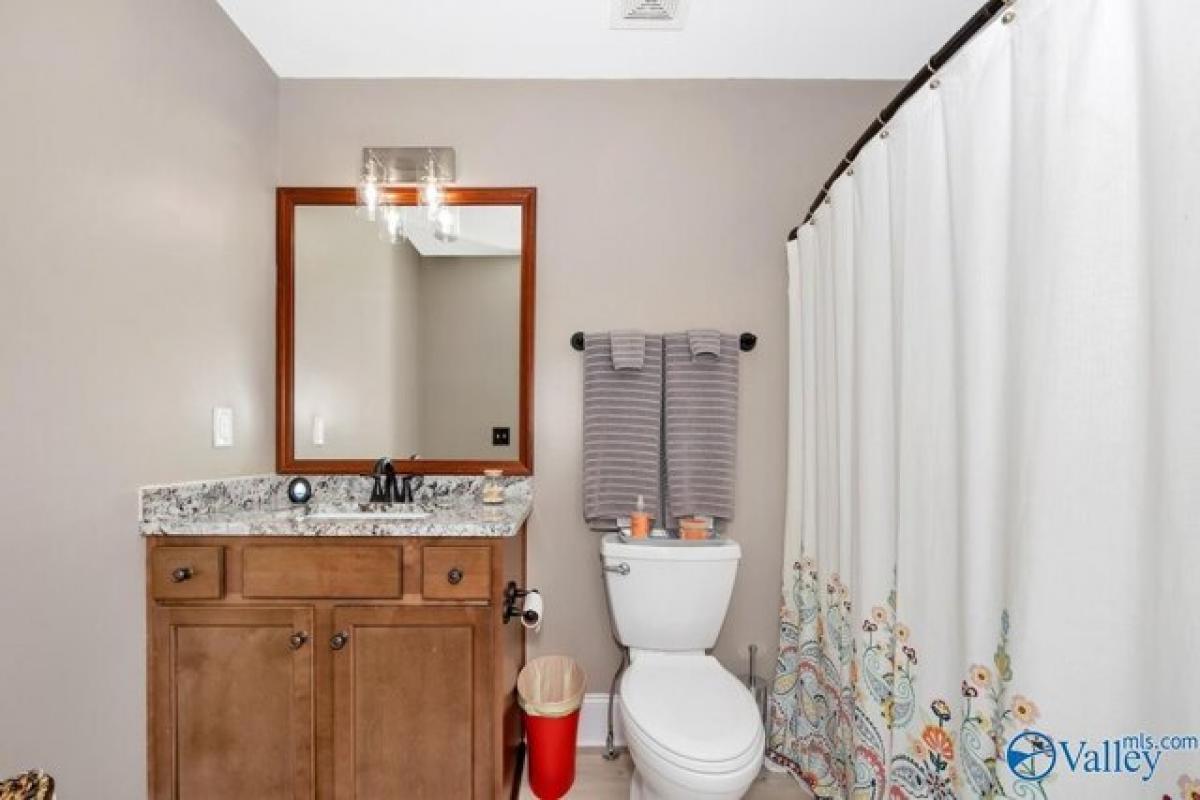 Picture of Home For Sale in Gurley, Alabama, United States