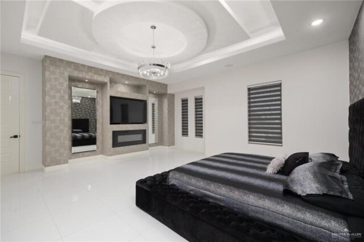 Picture of Home For Sale in Edinburg, Texas, United States